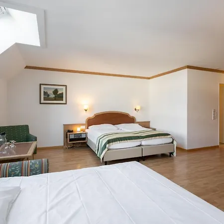 Hotel Ambassador Self Check-in Lucerna